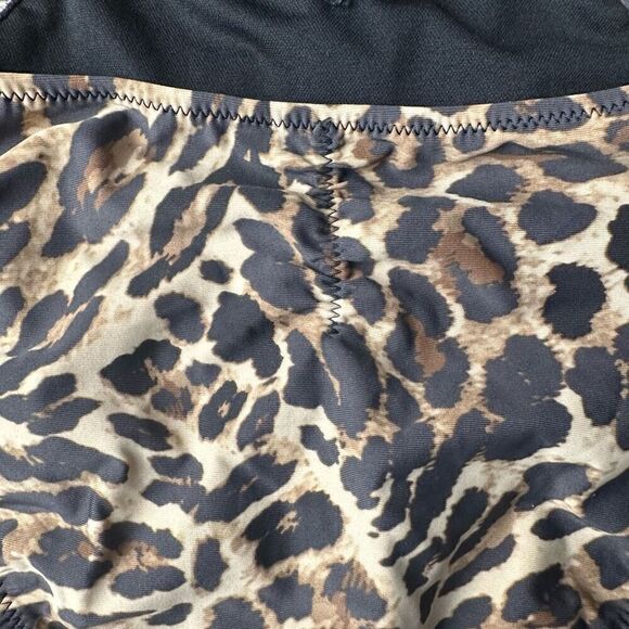 Bar III NWT size XS cheetah print cut out one piece swimsuit ruched bottom - Picture 9 of 12